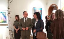 Las światłem malowany